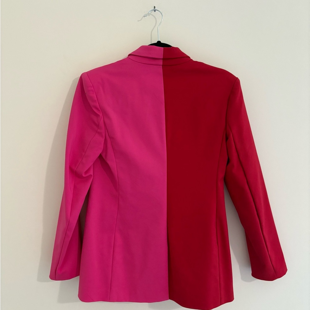 Stylish English Factory Color-Block/Two-Tone Pink & Red Blazer - Picture 4 of 6